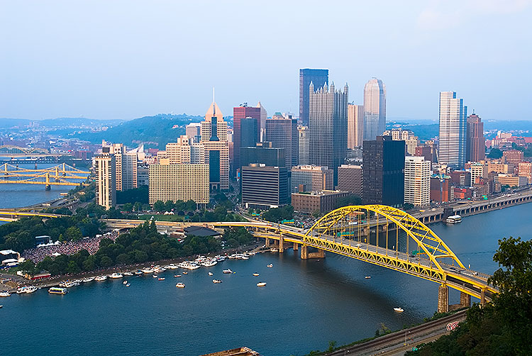 View of Pittsburgh, Pennsylvania skyline